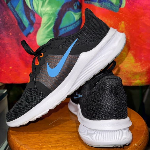 Nike Men’s Black and Blue Athletic Shoes - Picture 1 of 5